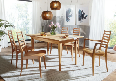 Essgruppe in Kernbuche, Holzschmiede Tisch Julia in Kernbuche, Stuhl Julia 3,